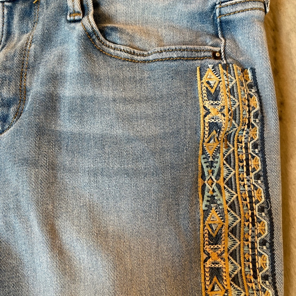 Driftwood Jackie High Rise Jeans - Picture 2 of 5